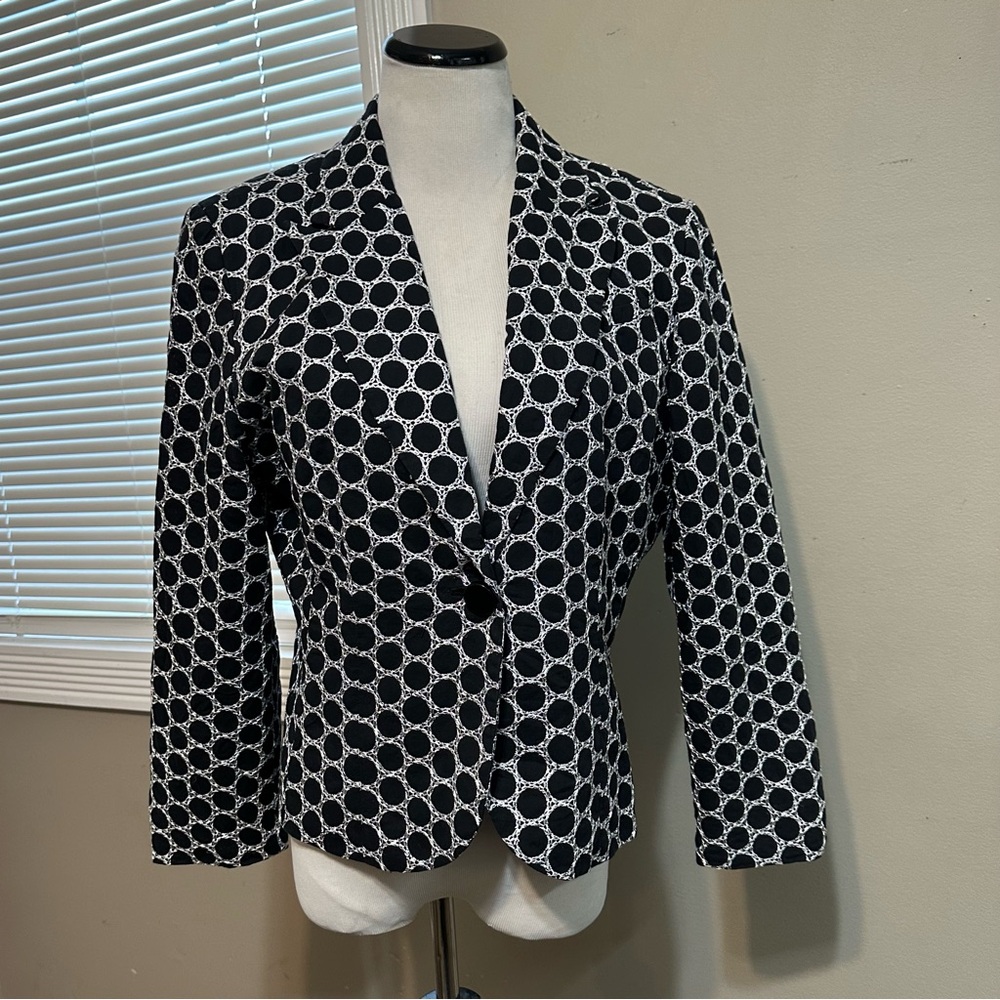 Signature by Larry Levin women’s 14, long sleeve (1)button fully lined blazer